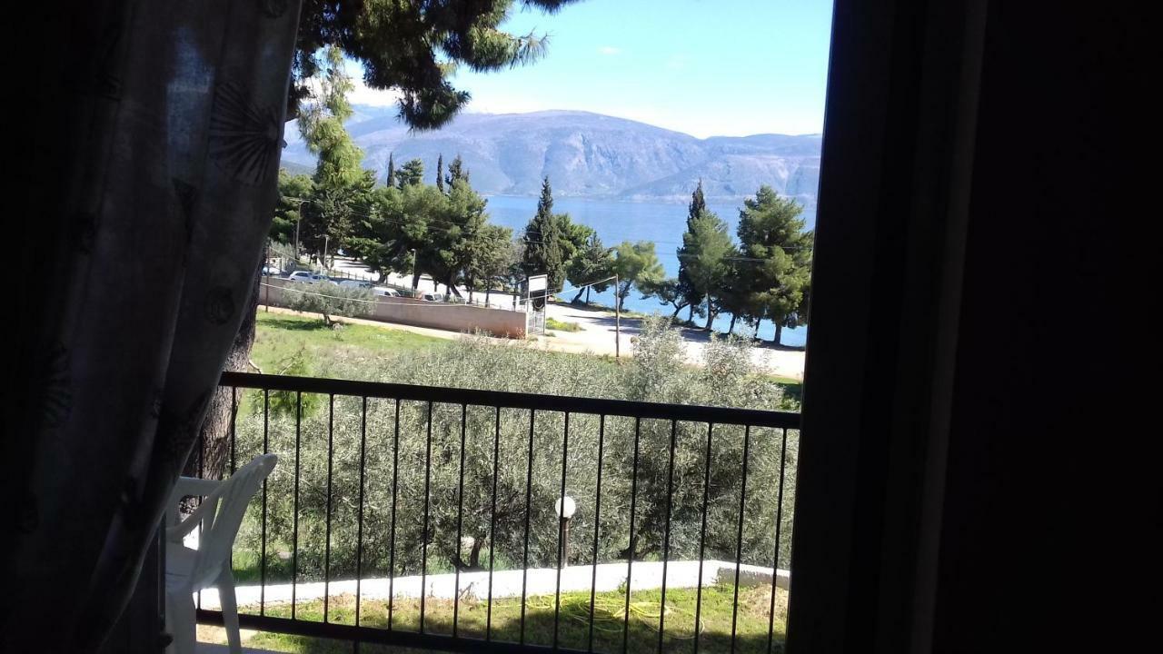 Villa Galaxídhion Buitenkant foto